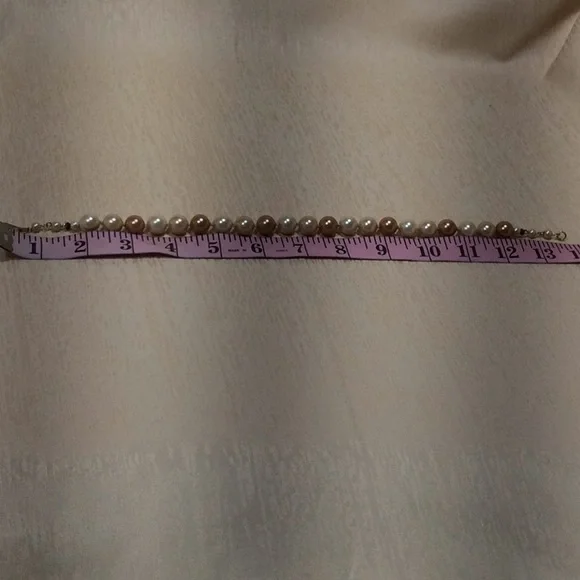 Vintage 60’s Beige Faux 11 mm Choker Necklace